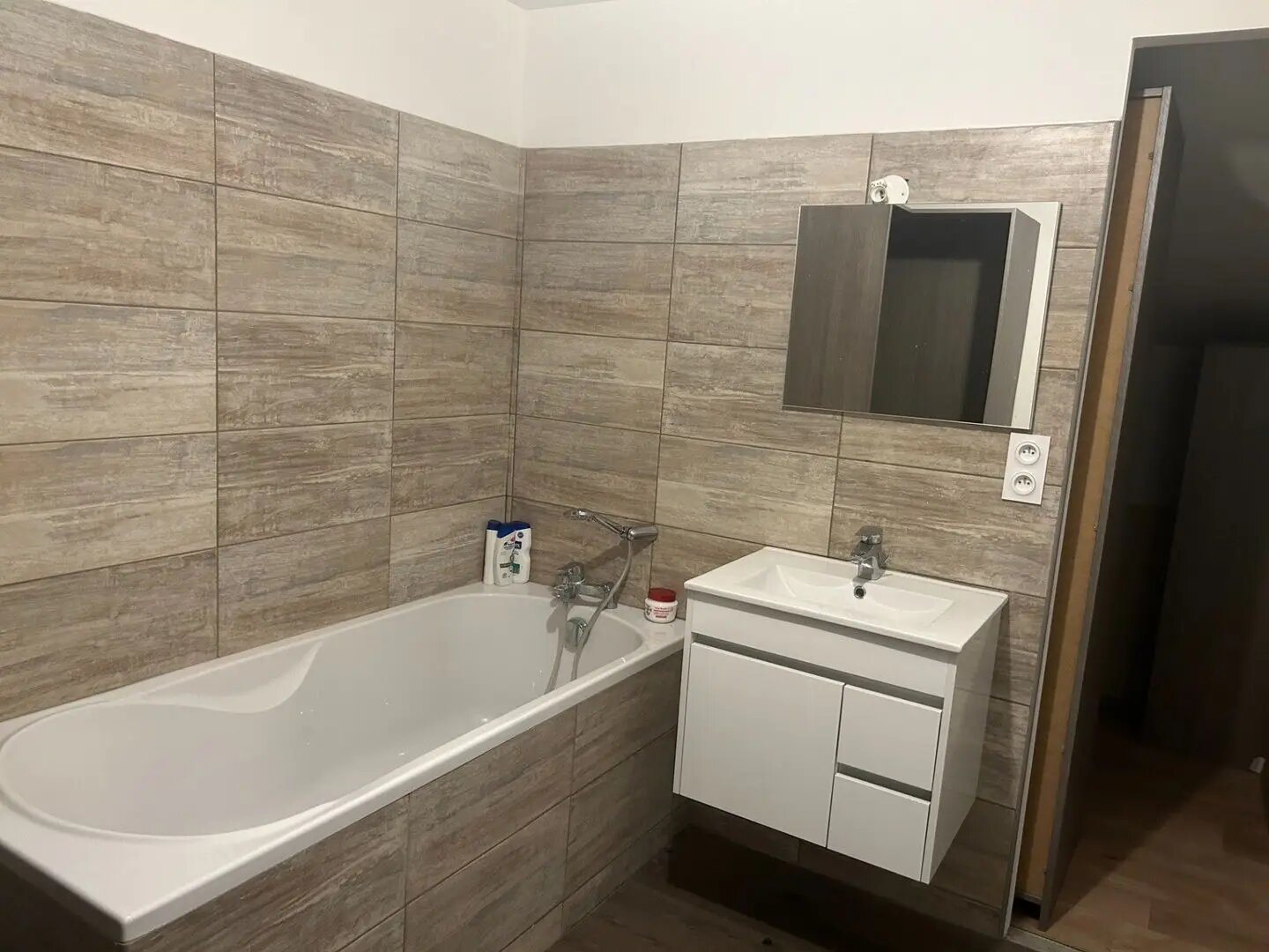 Maison à louer, 93m², Alixan