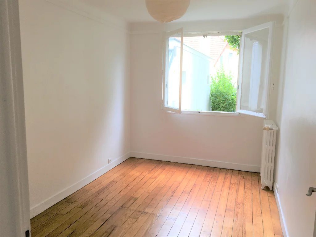 Appartement à louer, 35m², Garches