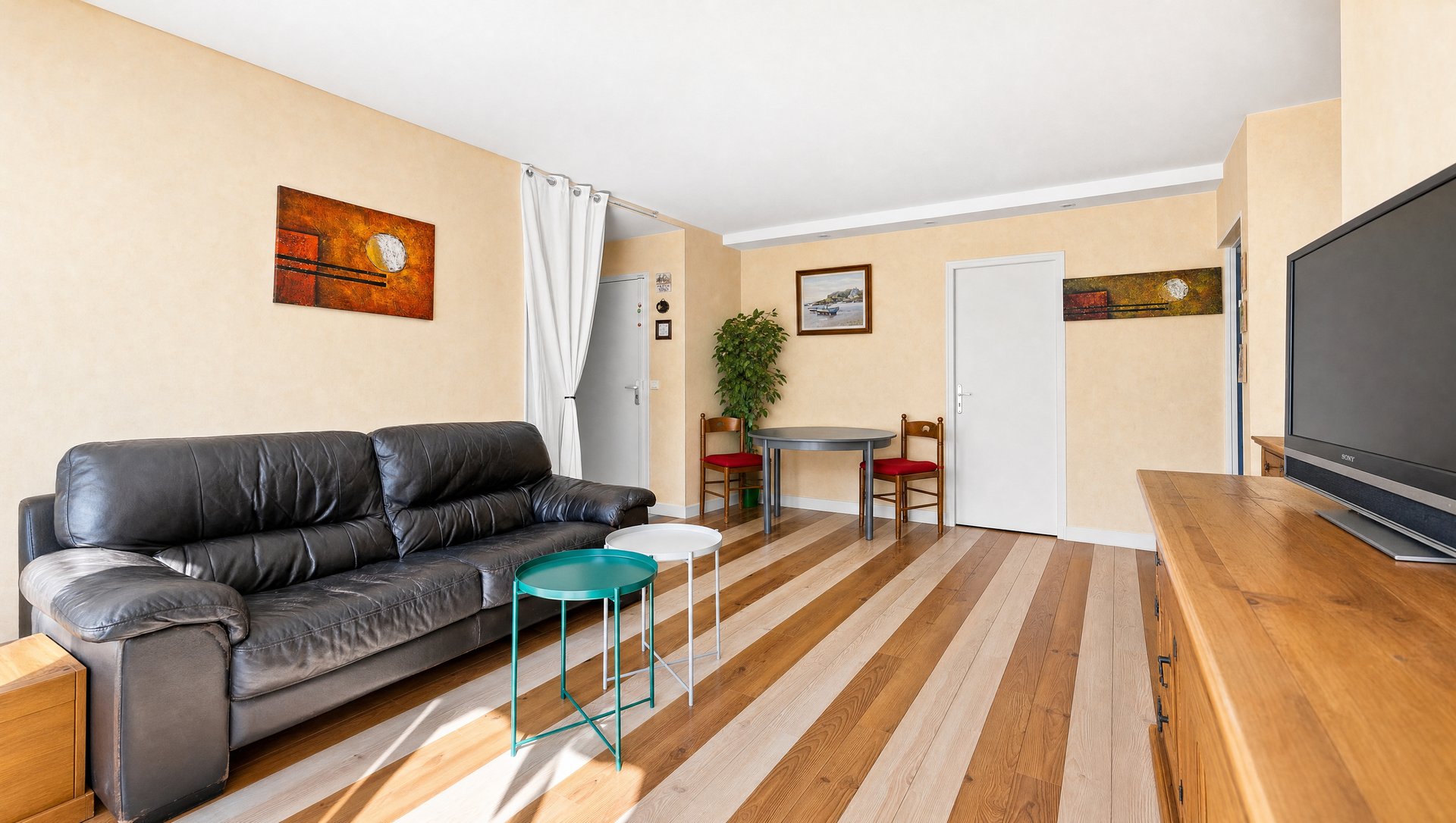 Appartement à vendre, 1m², Garches