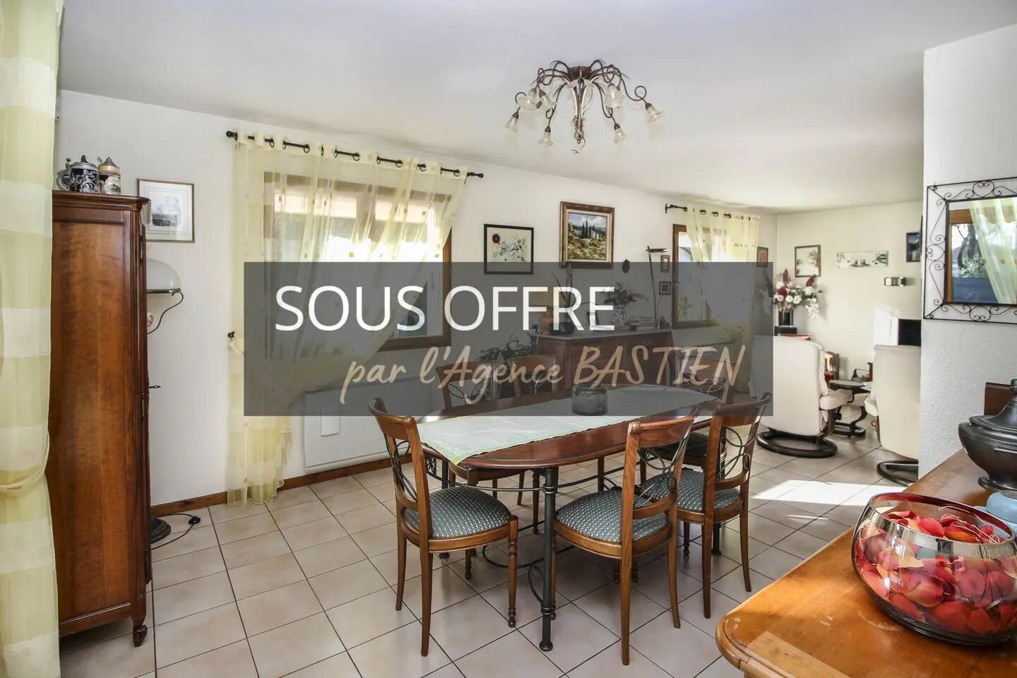 Maison à vendre, 127m², Saint-Genis-Pouilly