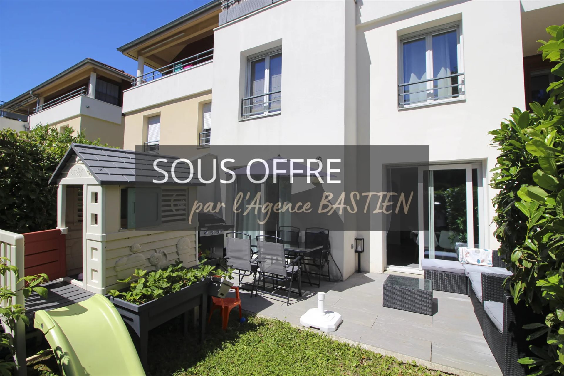 Appartement à vendre, 87m², Cessy