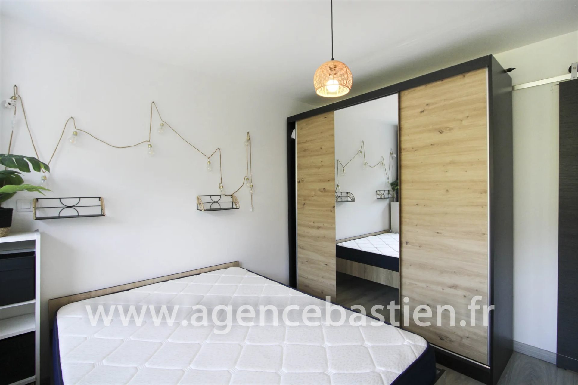 Appartement à louer, 31m², Gex