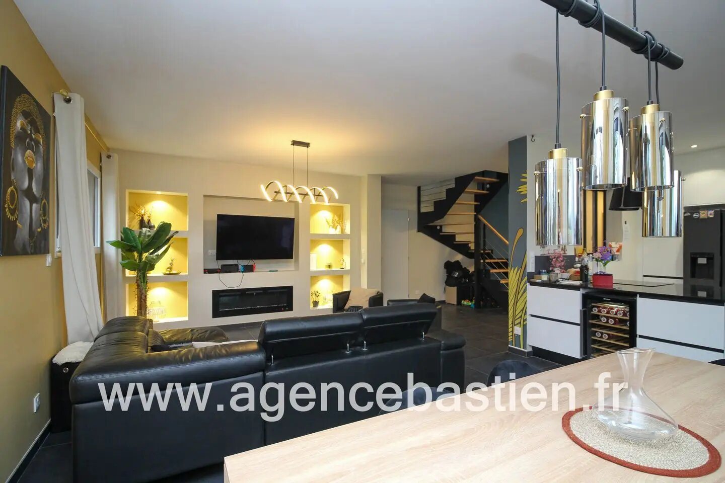 Maison à vendre, 151m², Saint-Genis-Pouilly