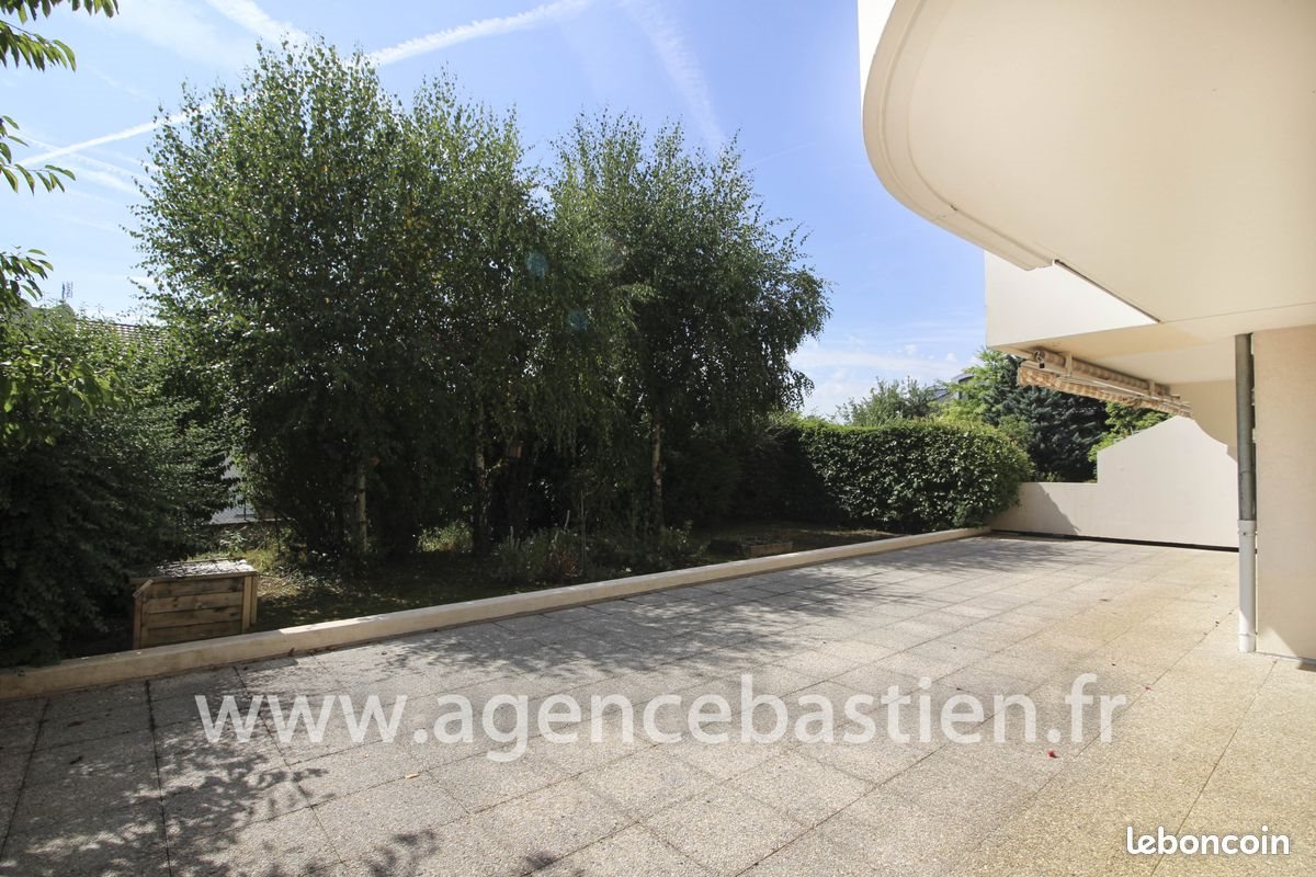 Appartement à vendre, 105m², Divonne-les-Bains