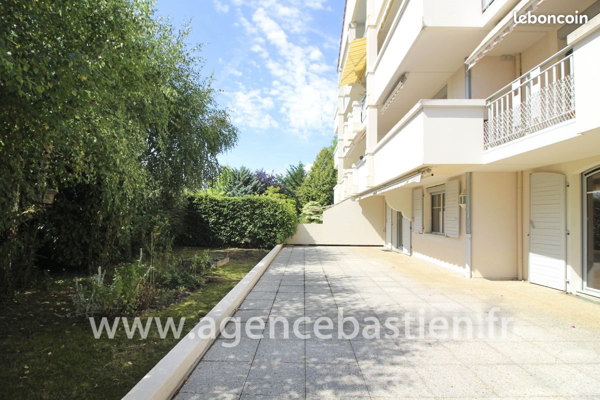 Appartement à vendre, 105m², Divonne-les-Bains