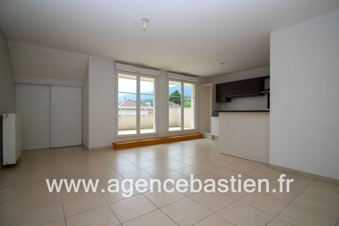 Appartement à vendre, 81m², Thoiry