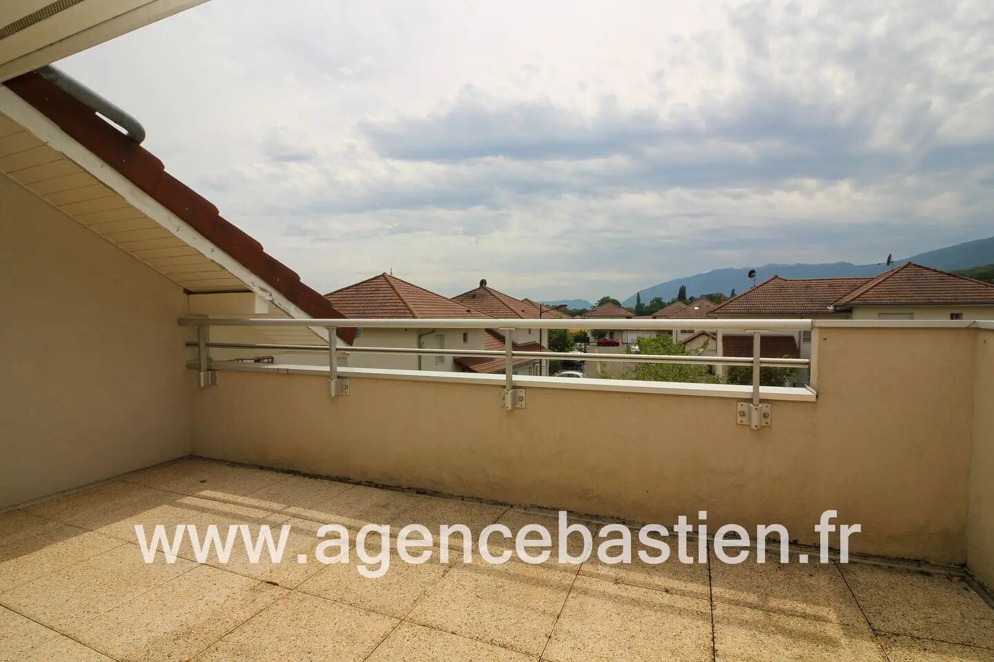 Appartement à vendre, 81m², Thoiry