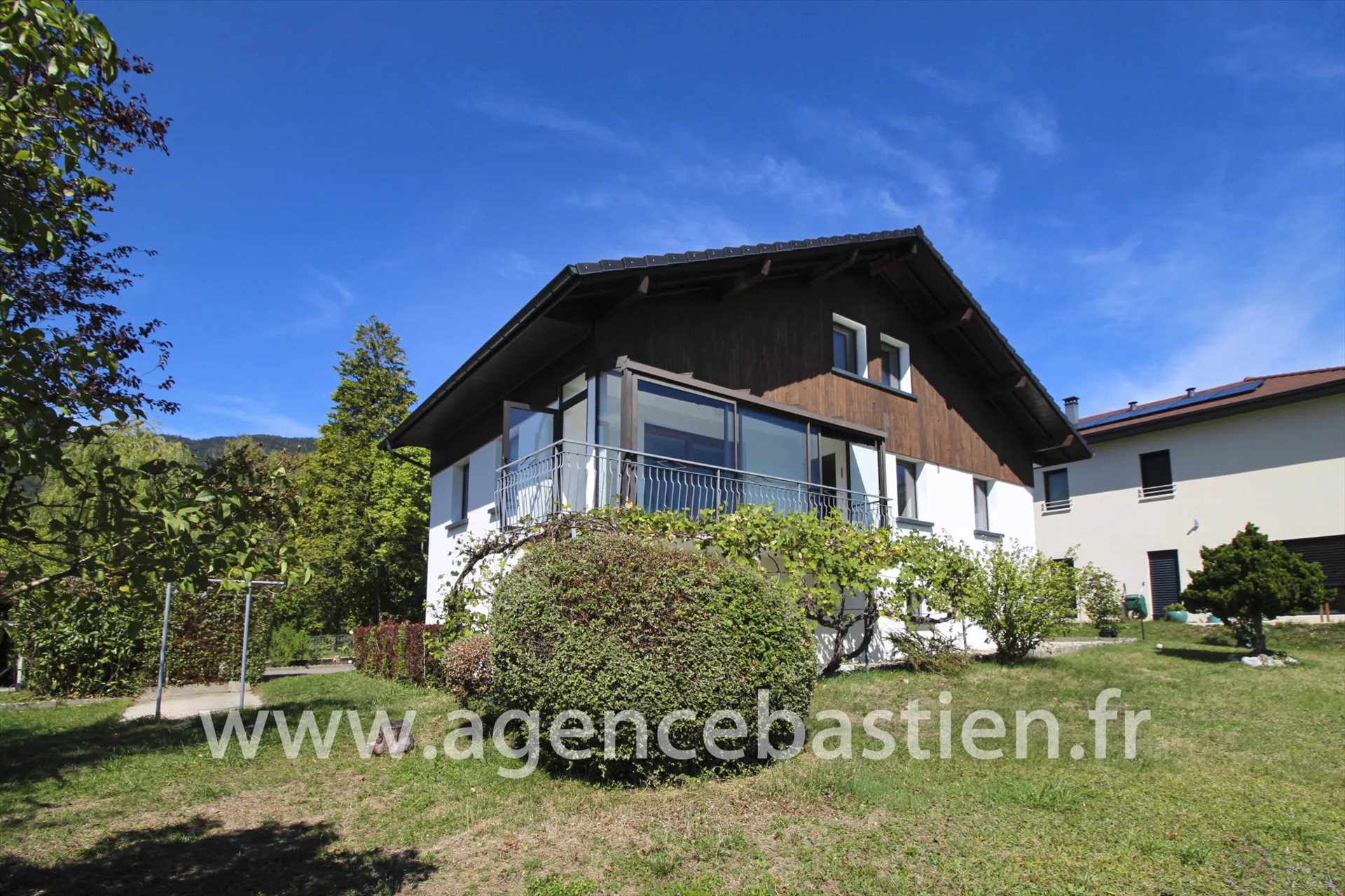 Maison à louer, 170m², Divonne-les-Bains