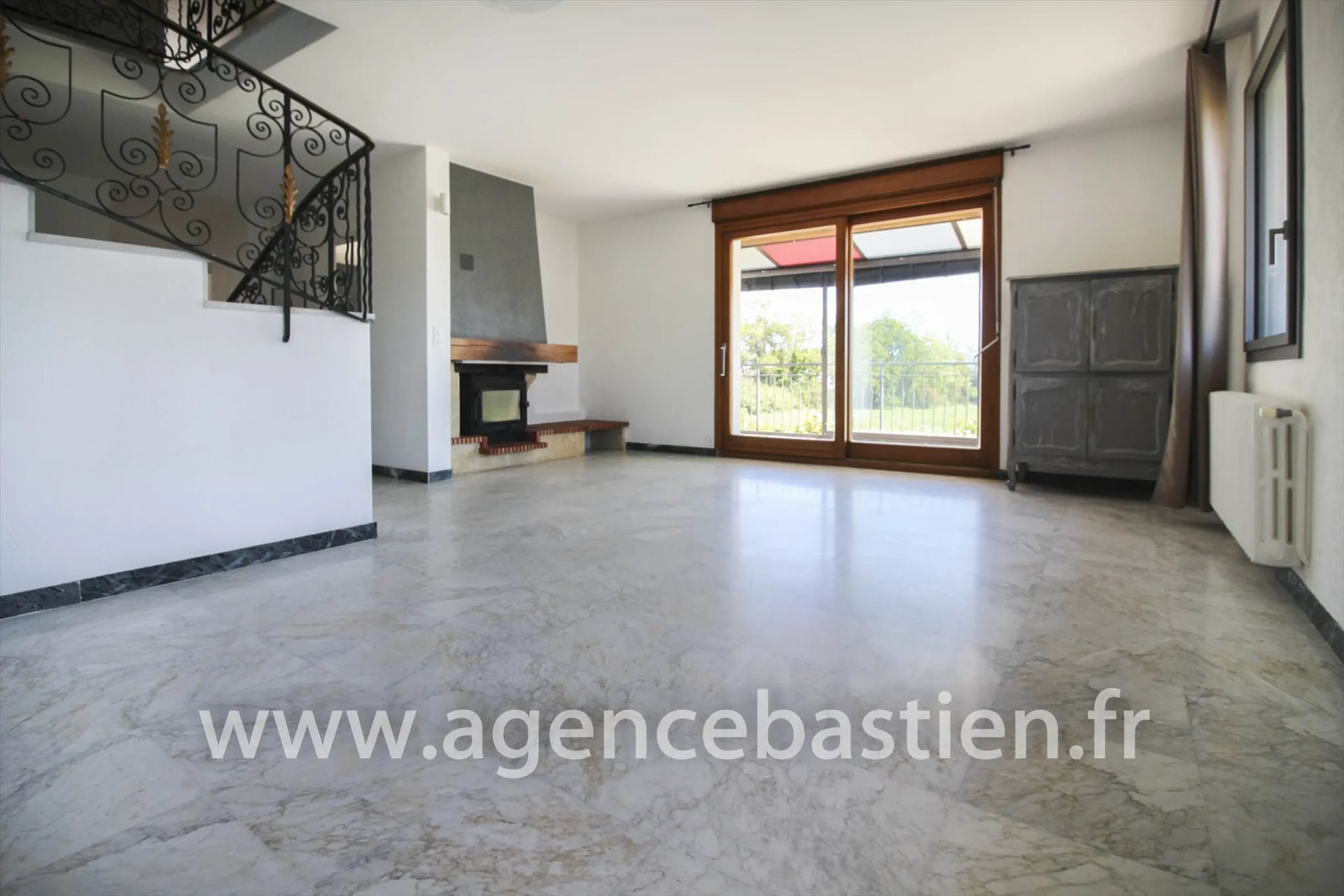 Maison à louer, 170m², Divonne-les-Bains