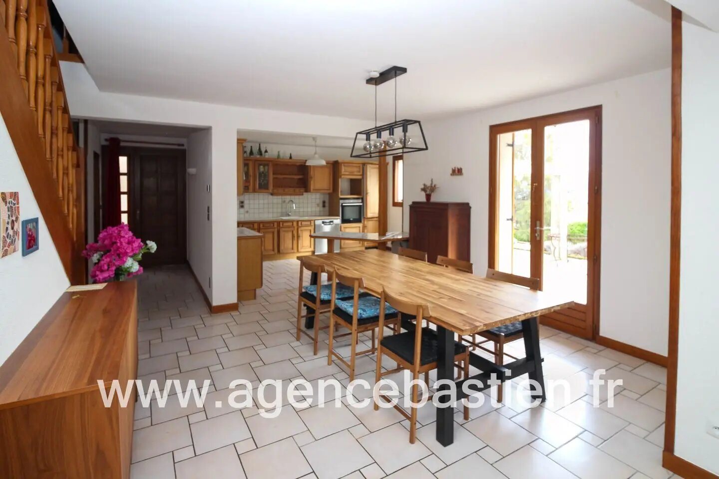 Maison à vendre, 150m², Gex