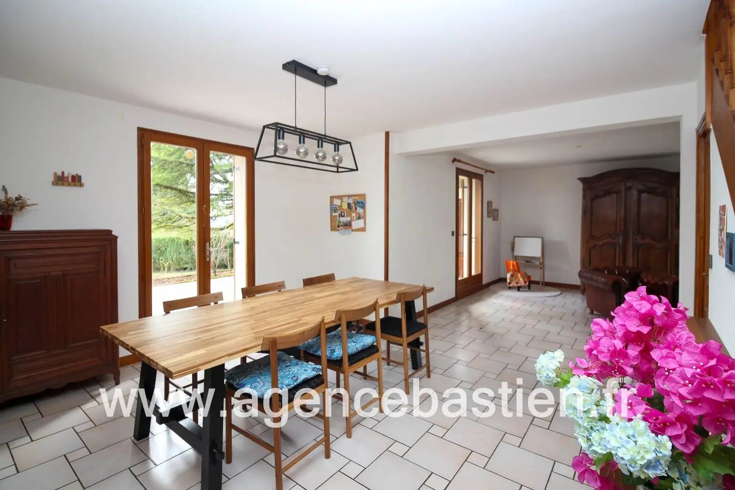 Maison à vendre, 150m², Gex
