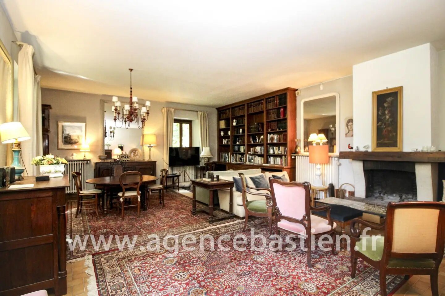 Maison à vendre, 195m², Gex