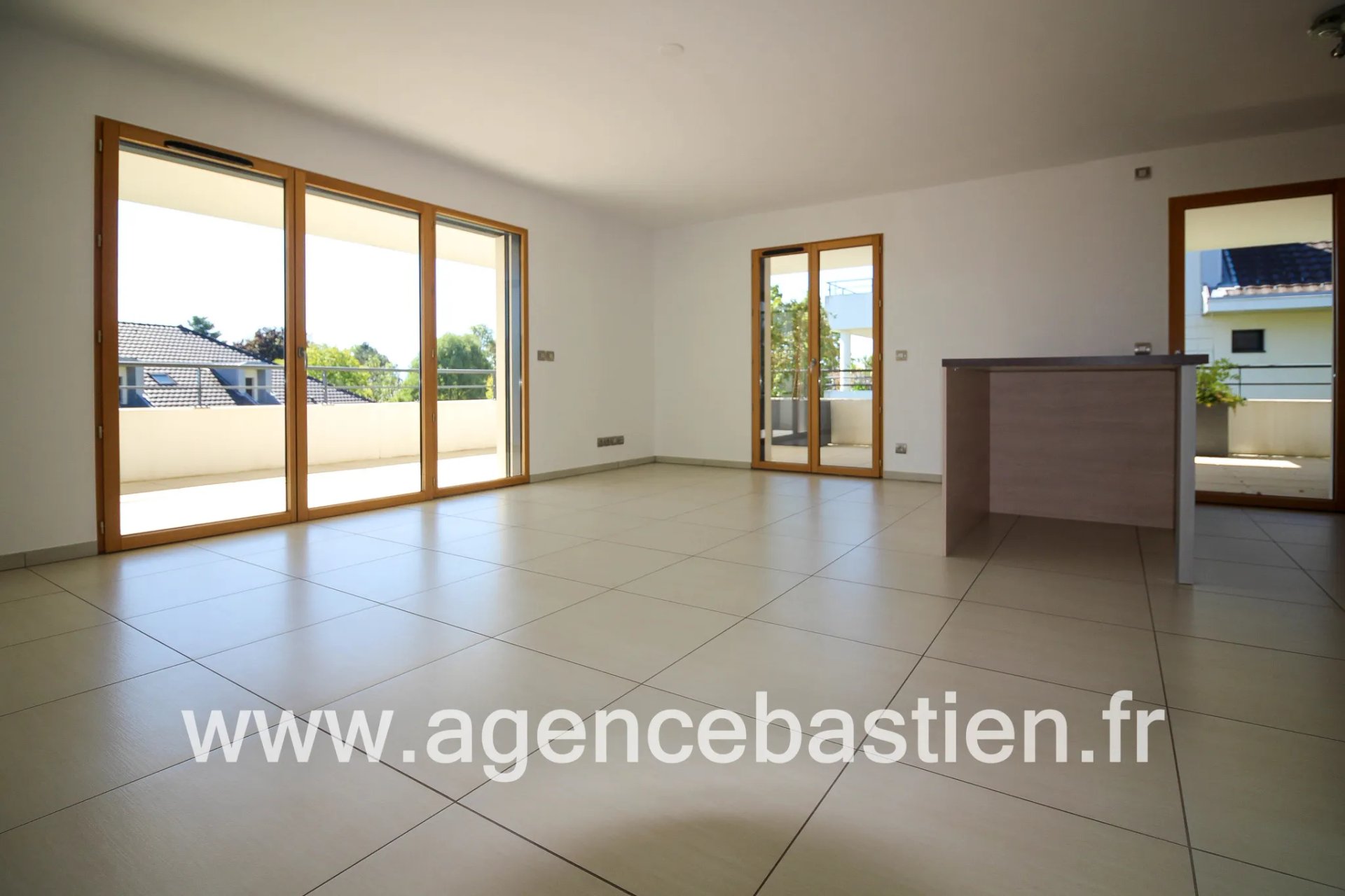 Appartement à louer, 90m², Divonne-les-Bains