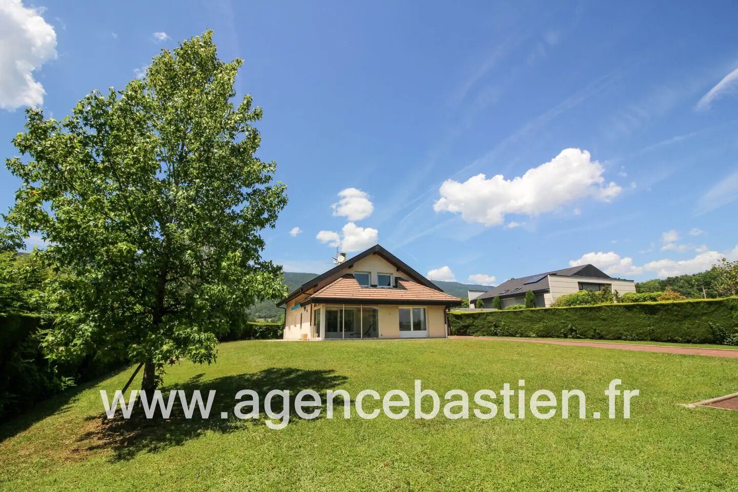 Maison à vendre, 192m², Divonne-les-Bains