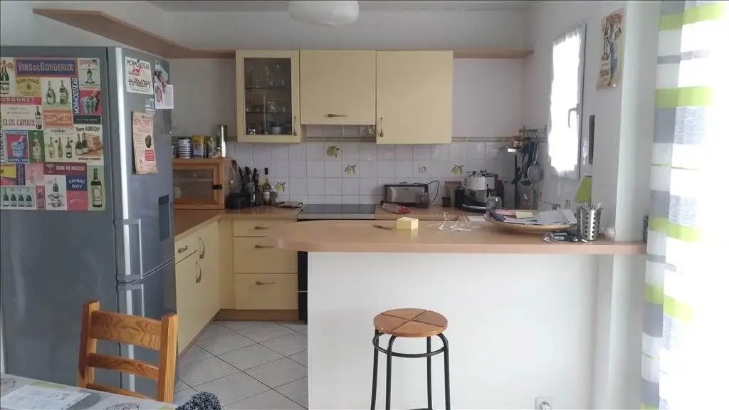 Maison à louer, 81m², Nazelles-Négron