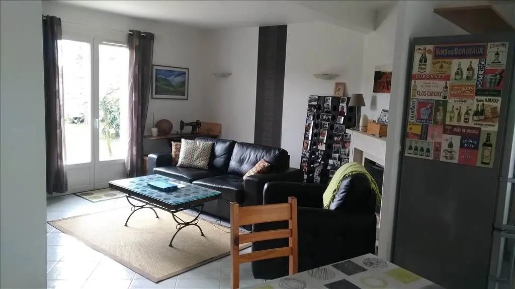 Maison à louer, 81m², Nazelles-Négron