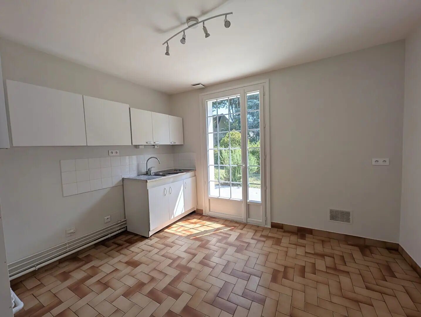 Maison à vendre, 91m², Nazelles-Négron