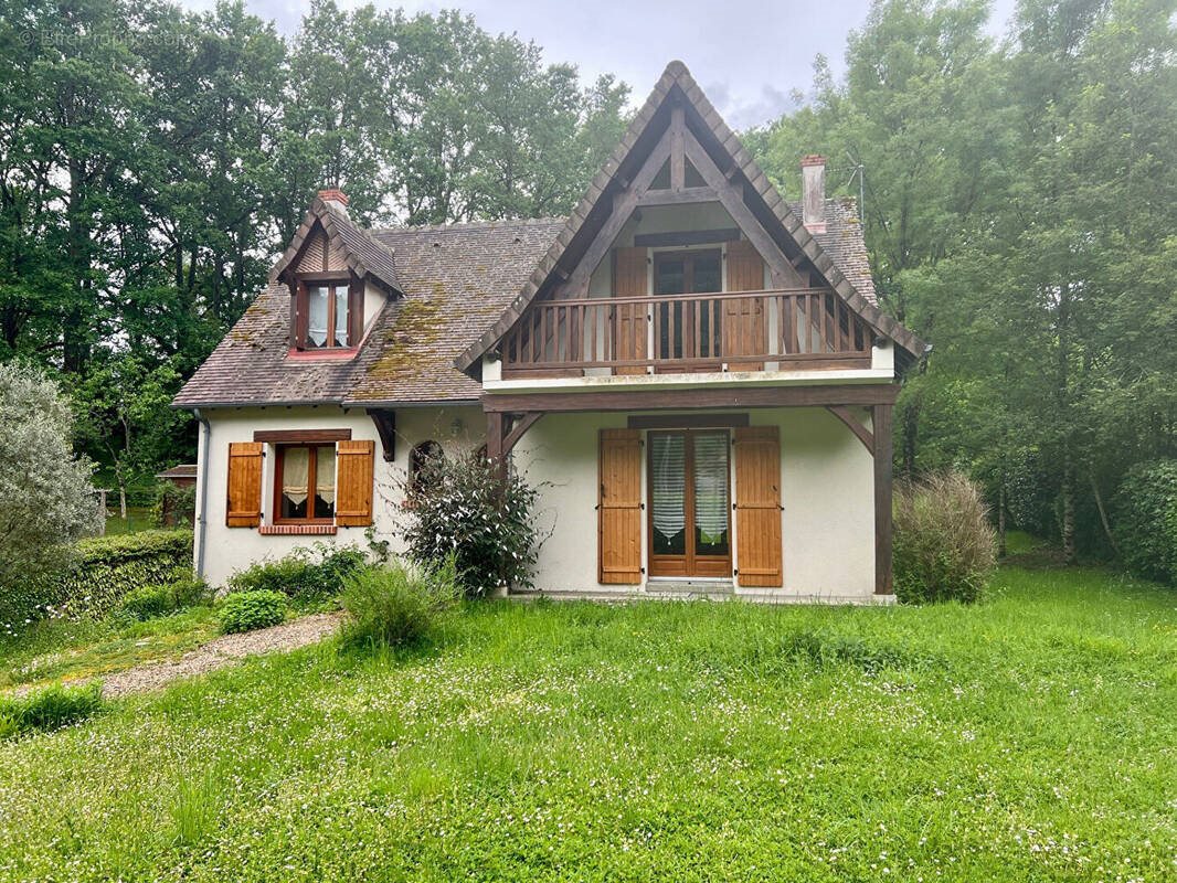 Maison à vendre, 123m², Nazelles-Négron