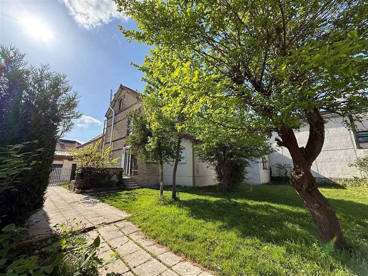 Maison à vendre, 129m², Sainte-Savine