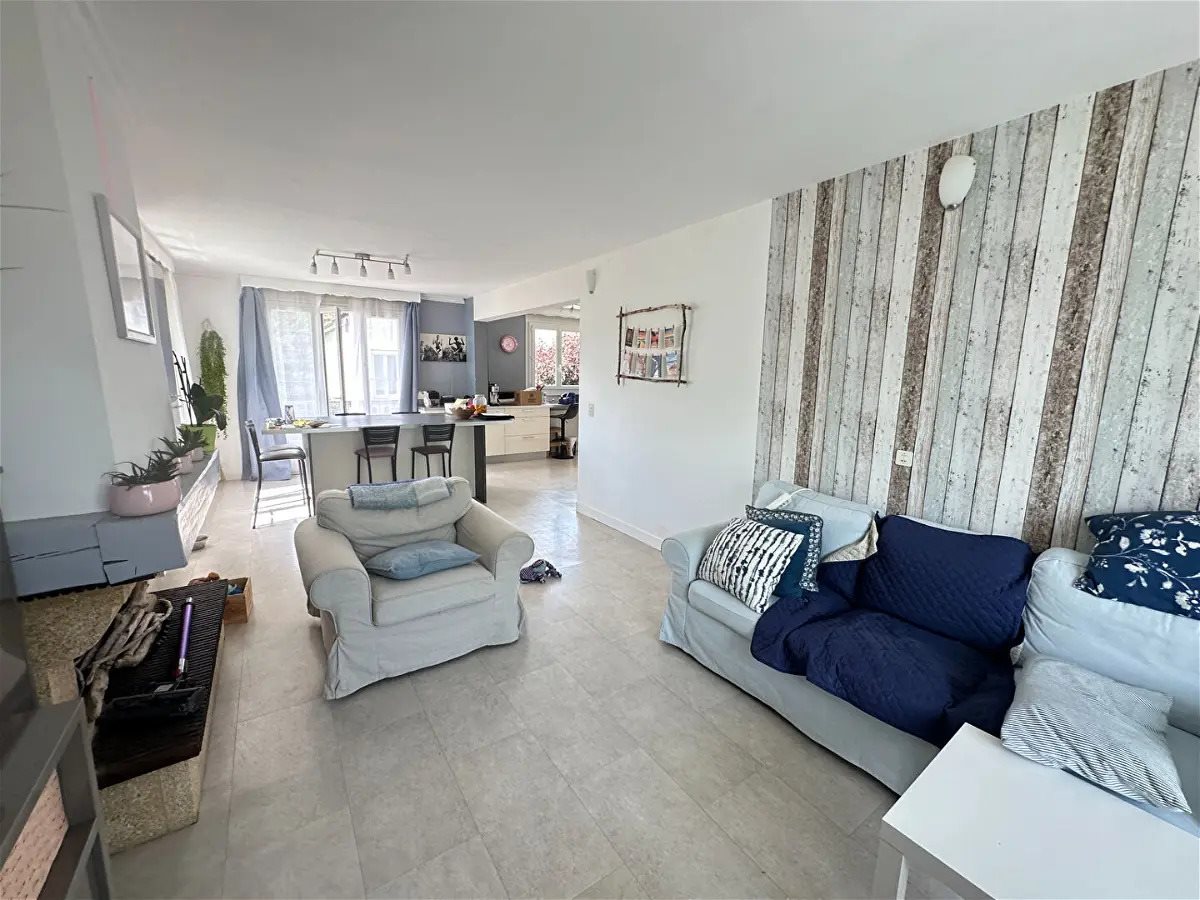 Maison à vendre, 112m², Saint-Julien-les-Villas