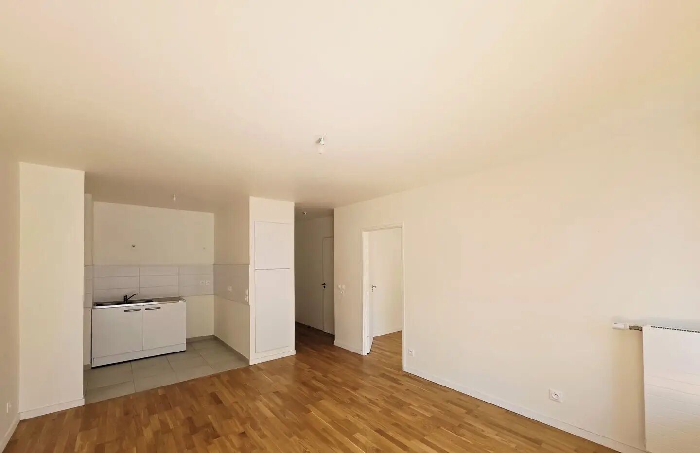 Appartement à louer, 46m², Suresnes
