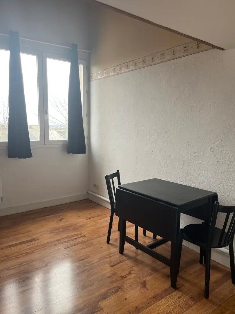 Appartement à louer, 30m², Jouy-le-Moutier