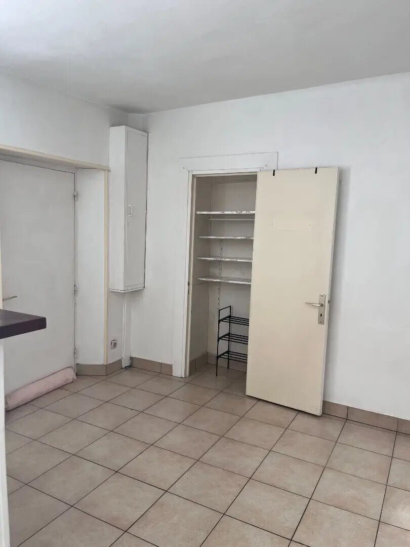 Appartement à vendre, 16m², Versailles