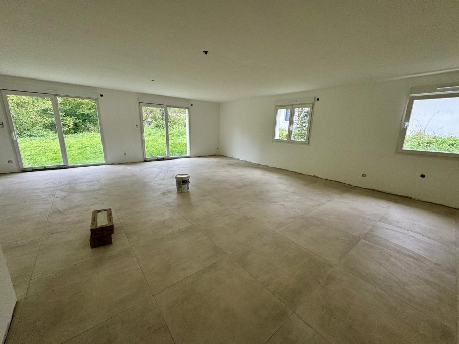 Maison à vendre, 131m², Uzemain