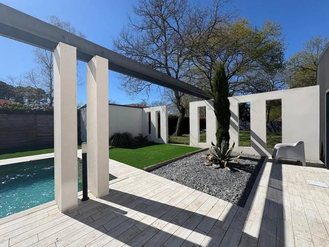 Maison à vendre, 161m², Saint-Aubin-de-Médoc