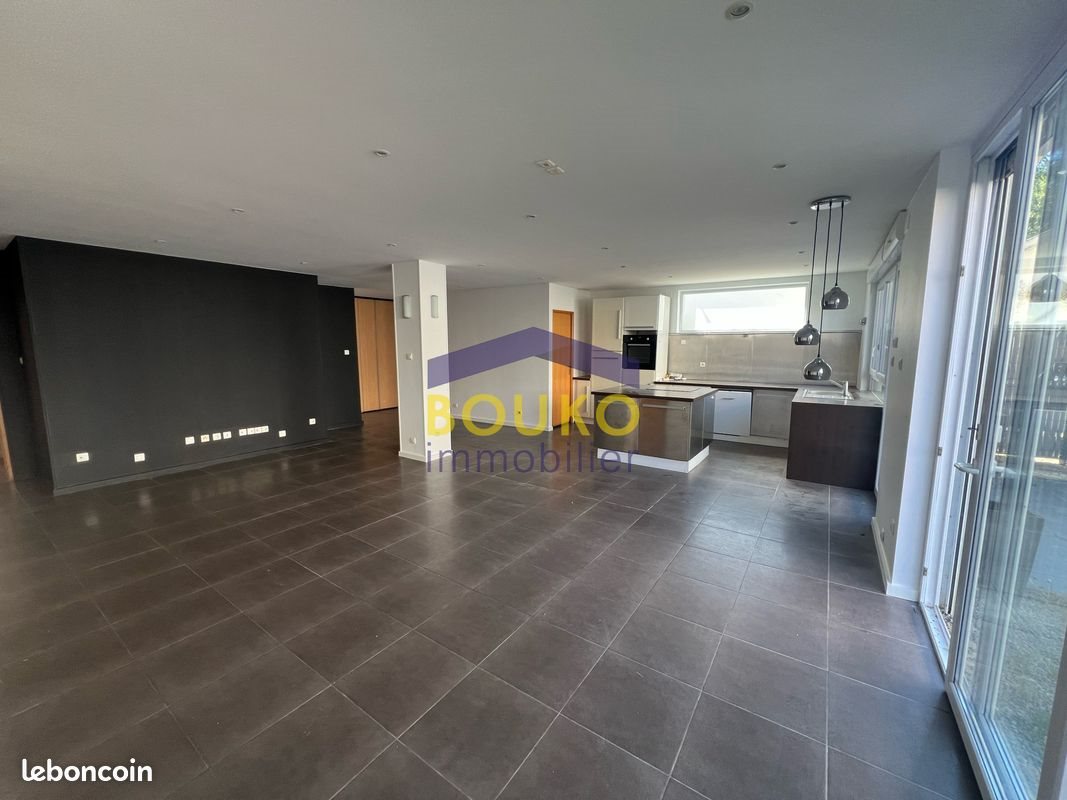 Appartement à louer, 90m², Saint-Nicolas-de-Port