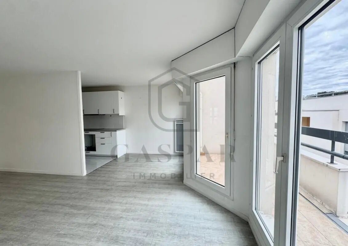 Appartement à louer, 73m², Suresnes