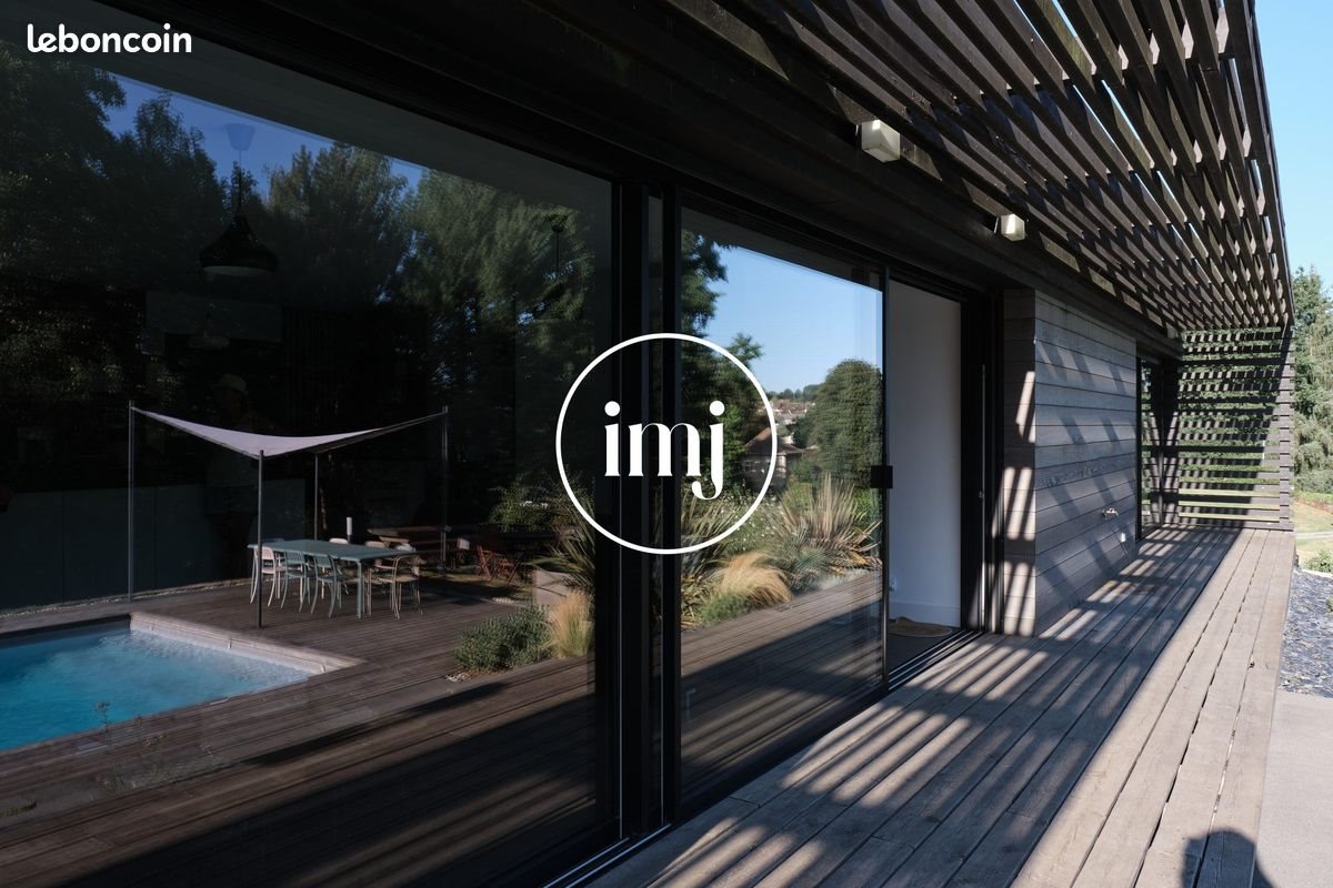 Maison à vendre, 176m², Saint-Yrieix-la-Perche