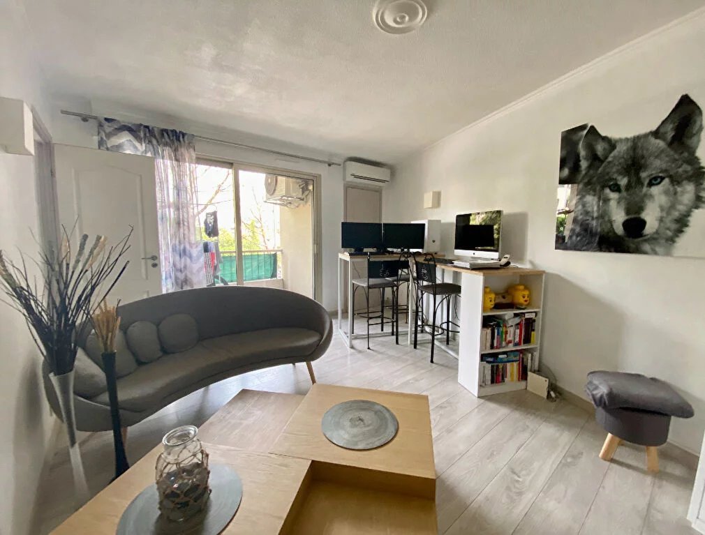 Appartement à louer, 1m², Cagnes-sur-Mer