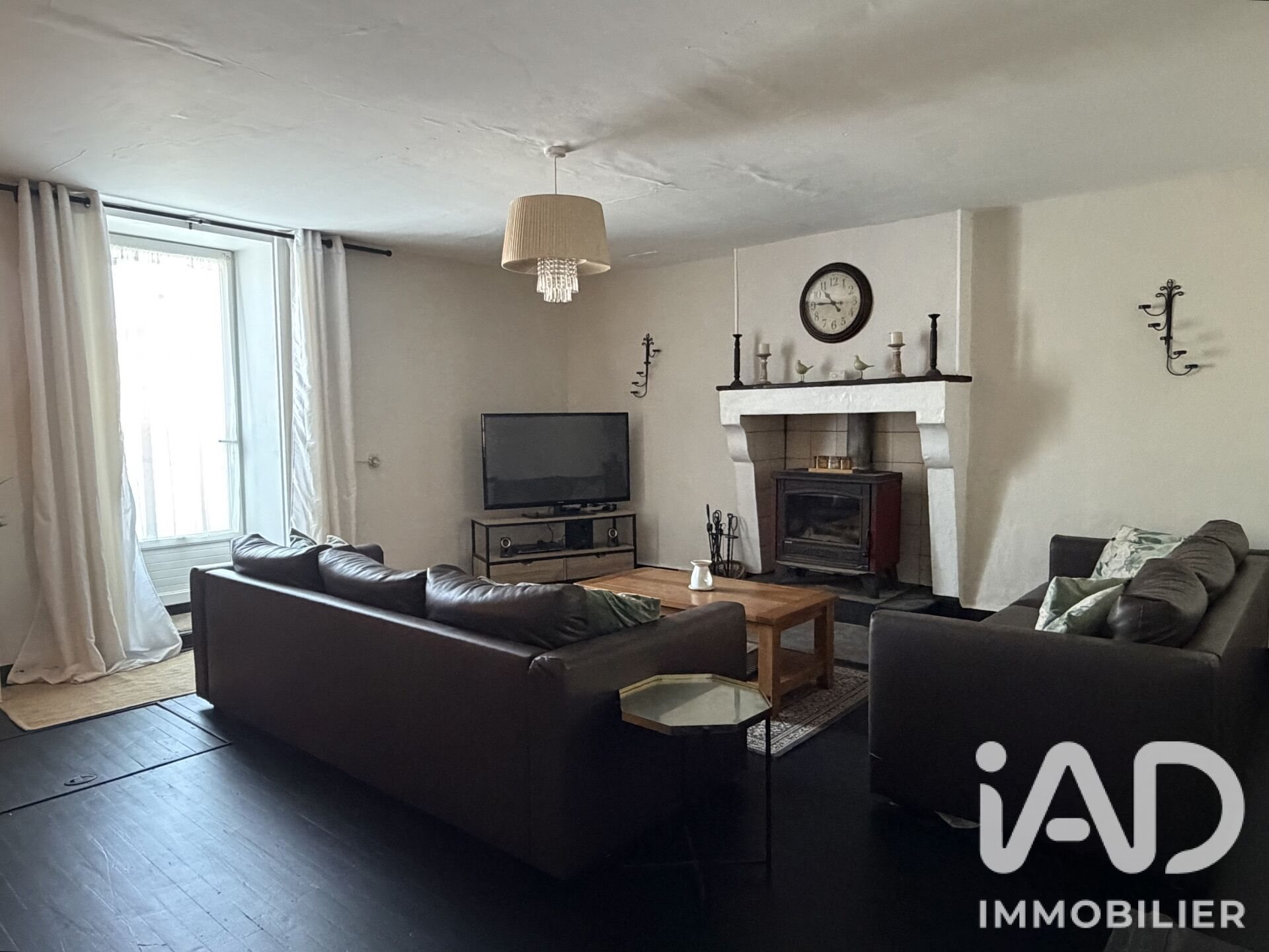 Maison à vendre, 140m², Saint-Hilaire-de-Voust