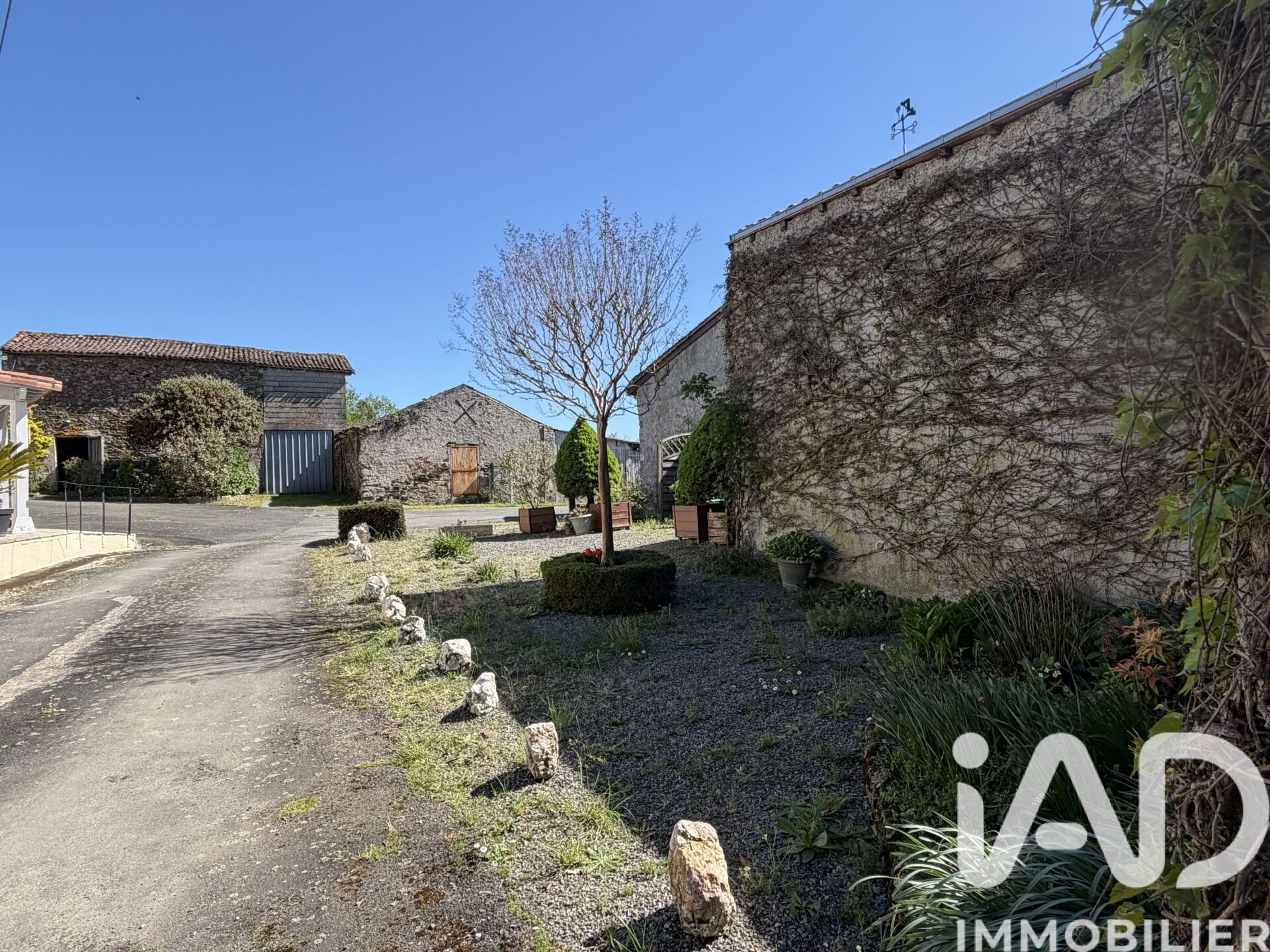 Maison à vendre, 137m², Saint-Hilaire-de-Voust