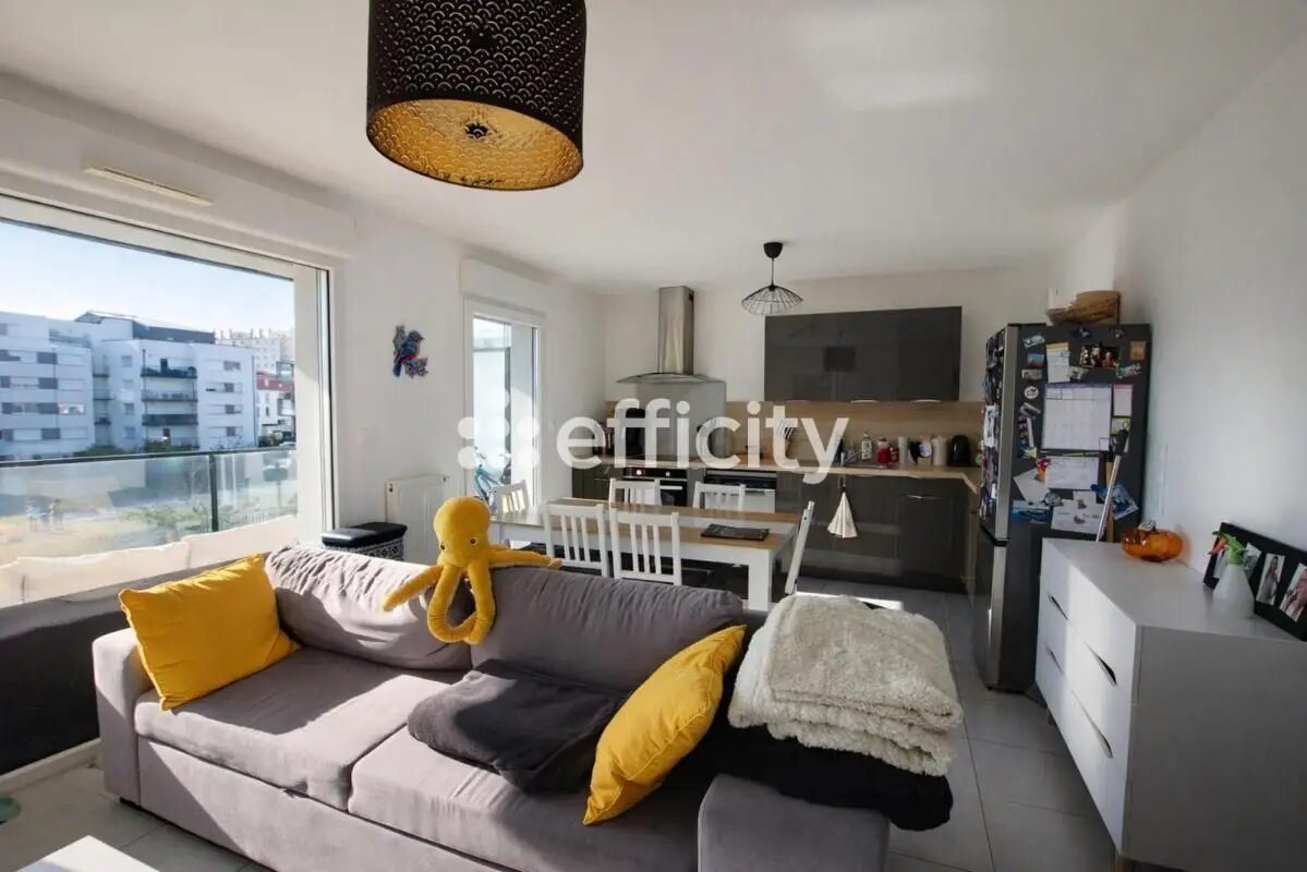 Appartement à vendre, 71m², Reims