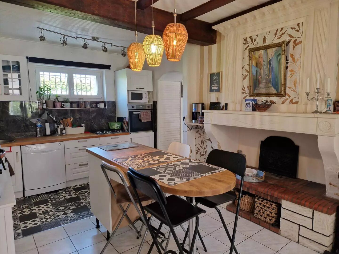 Maison à vendre, 133m², Saint-Dizant-du-Gua