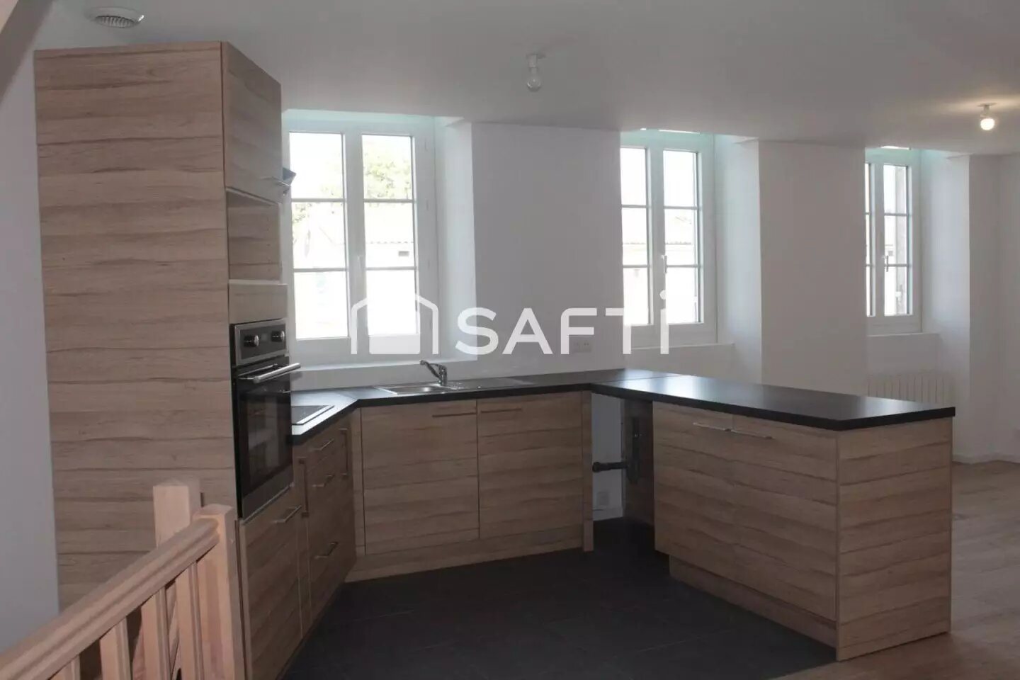 Maison à vendre, 77m², Saint-Genis-de-Saintonge