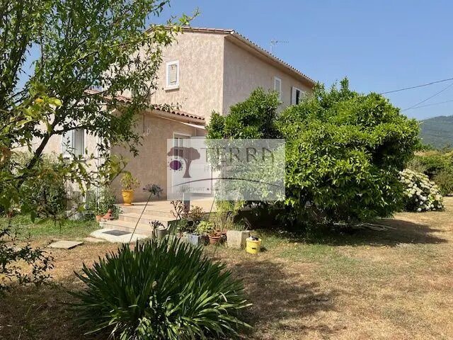 Maison à vendre, 112m², Prunelli-di-Fiumorbo