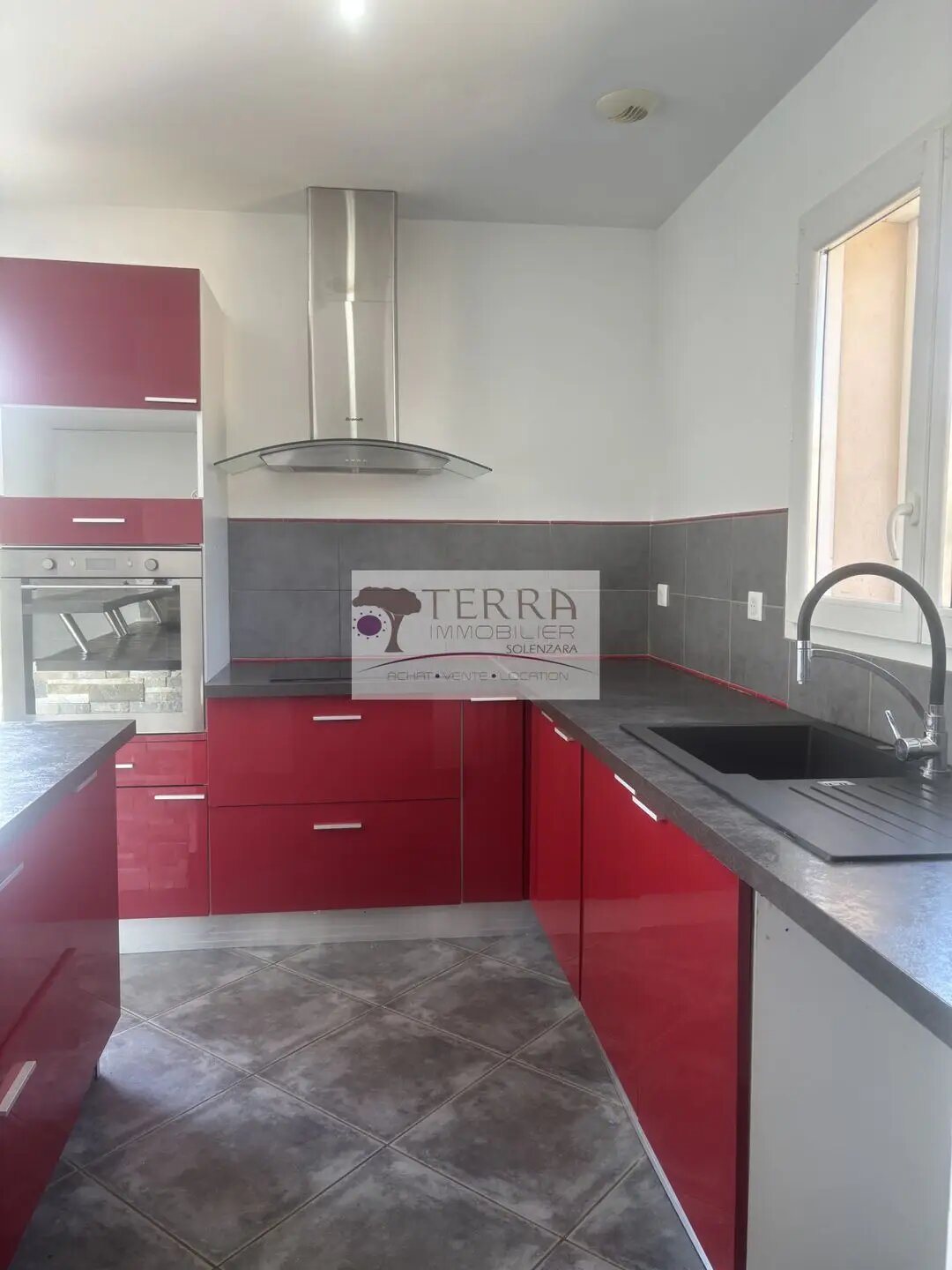 Maison à louer, 129m², Ventiseri