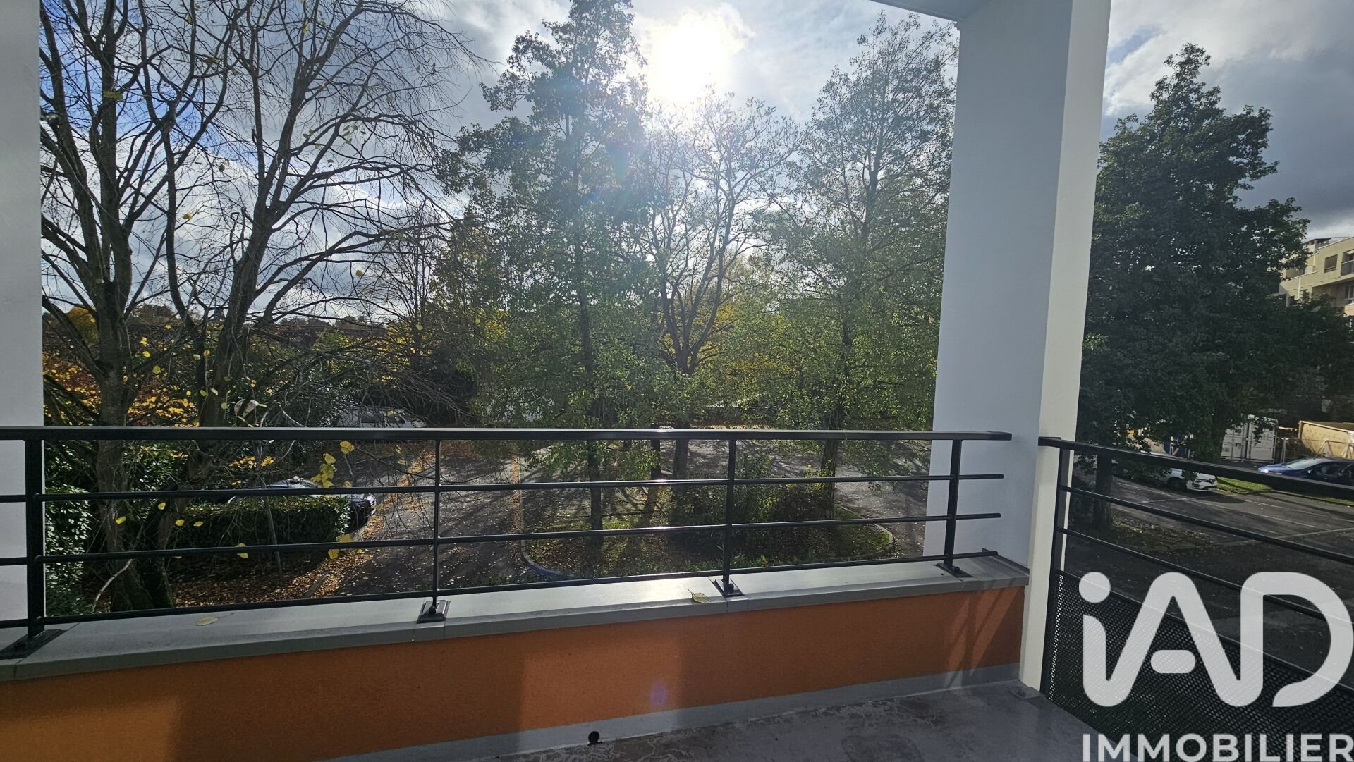 Appartement à vendre, 85m², Saint-Thibault-des-Vignes