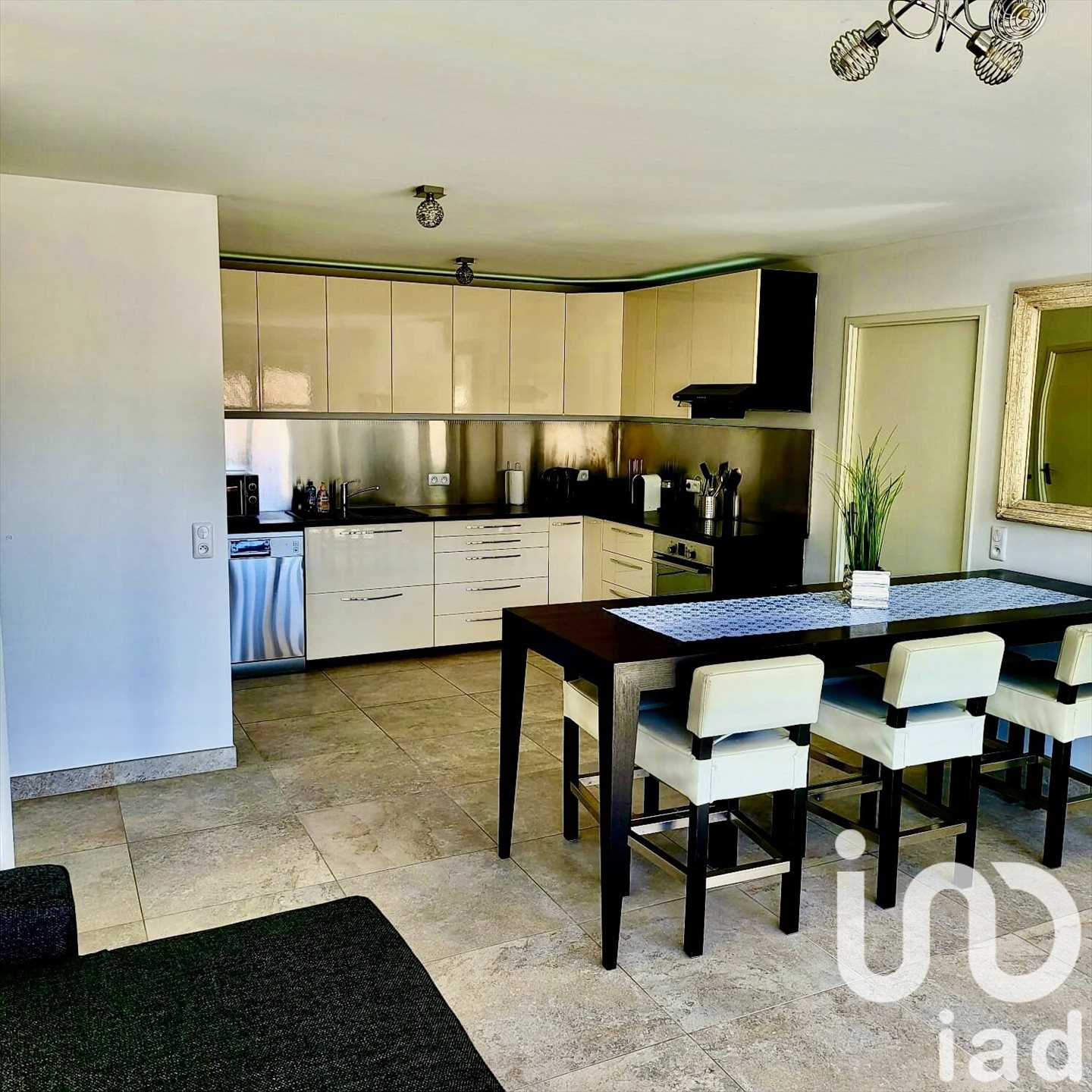 Appartement à vendre, 77m², Grimaud