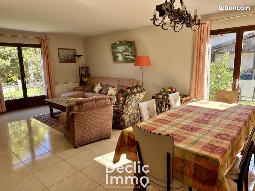 Maison à vendre, 165m², Carignan-de-Bordeaux