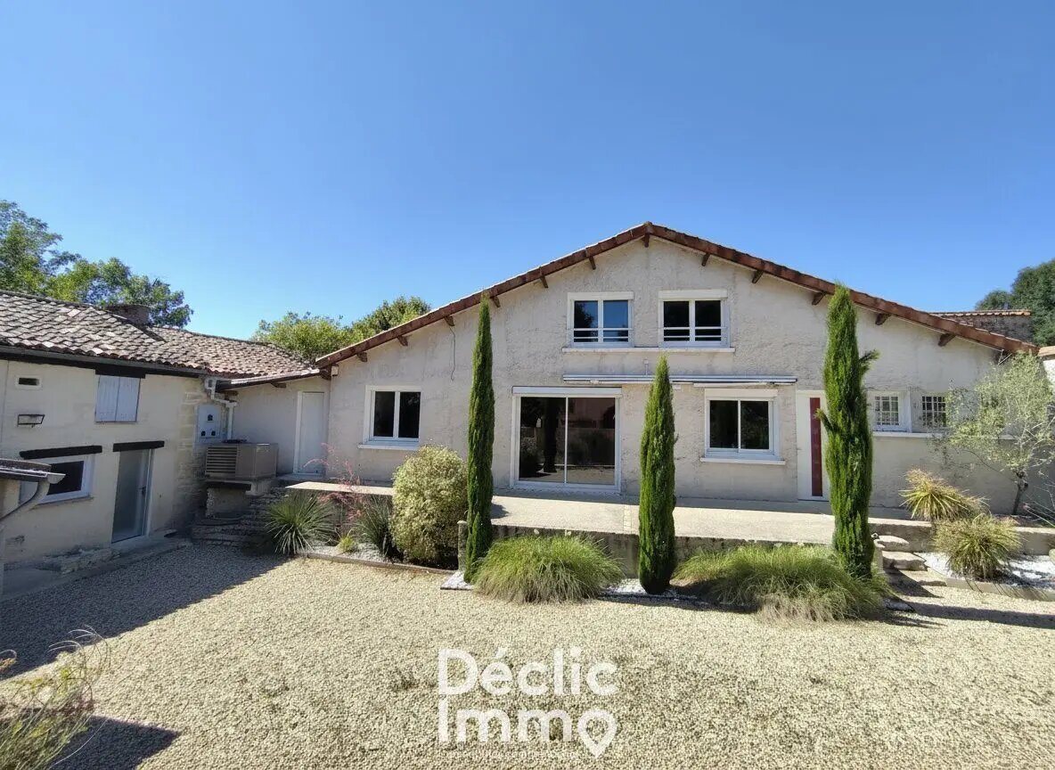 Maison à vendre, 125m², Saint-Genis-d'Hiersac