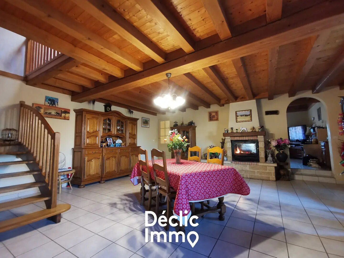 Maison à vendre, 213m², Saint-Pierre-le-Vieux
