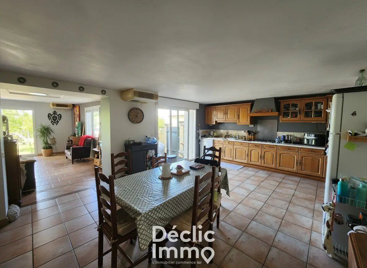 Maison à vendre, 161m², Gond-Pontouvre