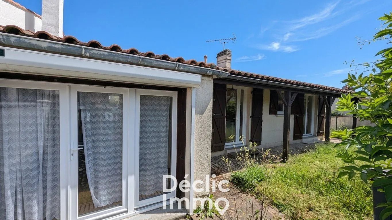 Maison à vendre, 107m², Touvre