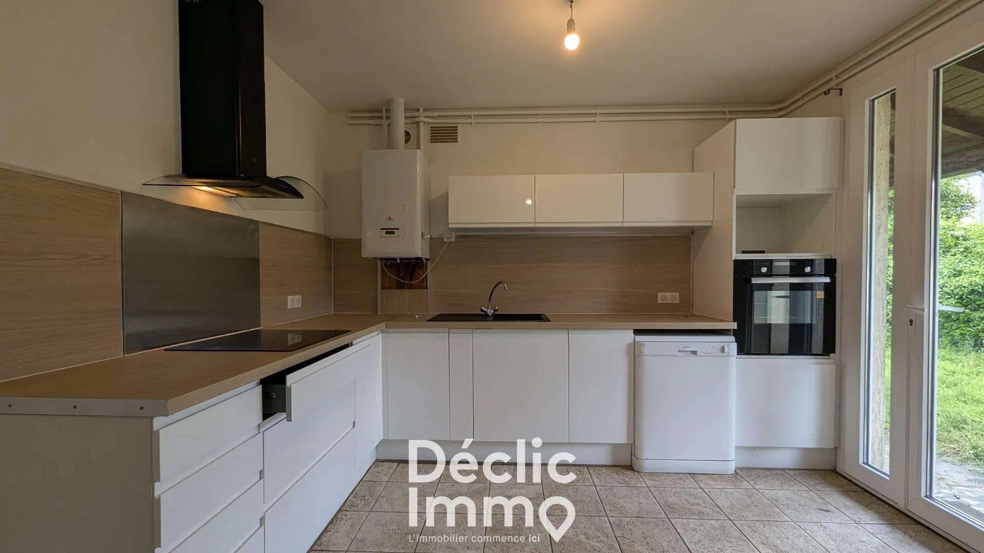 Maison à vendre, 107m², Touvre