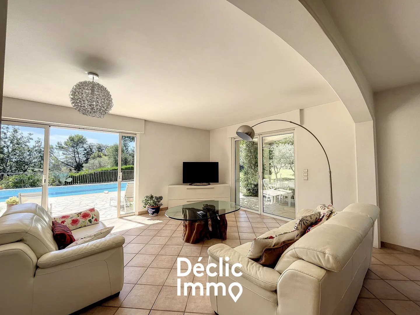 Maison à louer, 208m², Opio