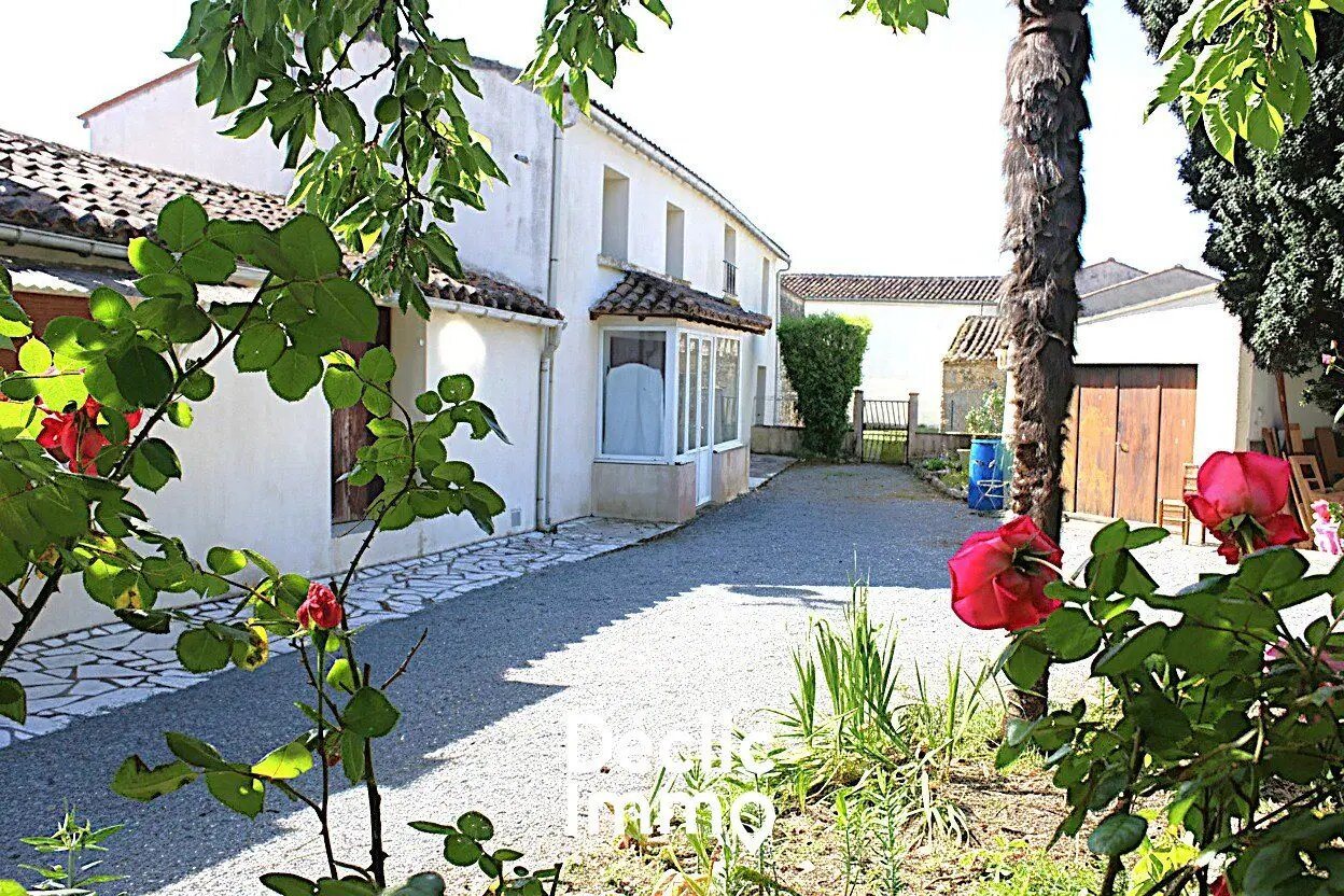 Maison à vendre, 162m², Echillais